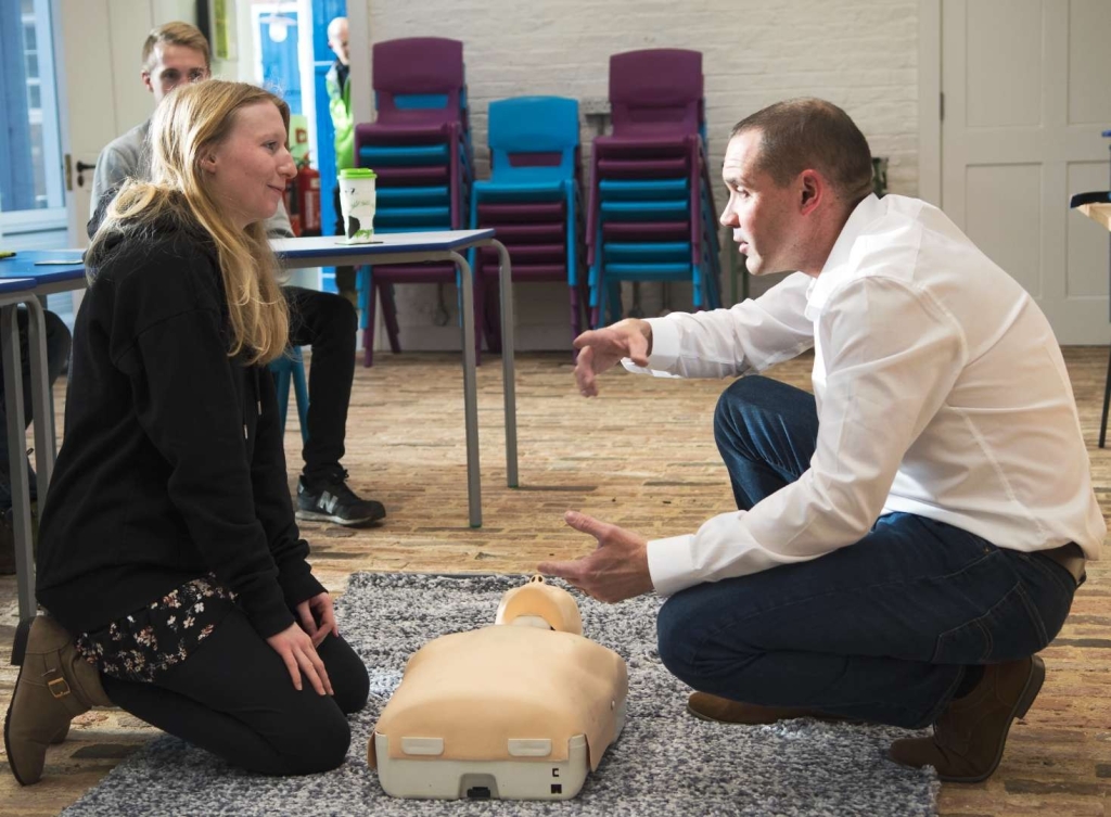 A deep dive into First Aid at work within the forestry/agricultural industry. Designed for those that need a full range of knowledge or are in charge of teams. Walk away from this course with life-saving knowledge and skills.

Number of candidates per course: 10